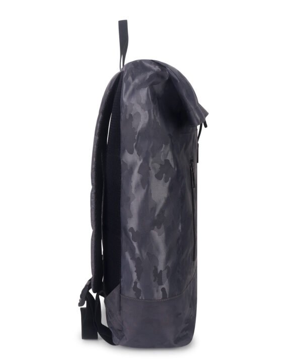 Walrus Easygo III Series Water-Resistant Back Pack Bag – Secure Clip Closure, Padded Laptop Sleeve, Side Zip Pocket, Lightweight Design for Office, College & Travel Use
