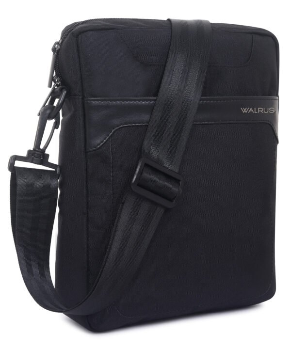 Walrus Easygo Series Black Matte Sling Bag